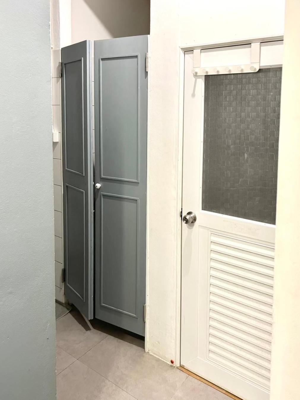 Bangkok Sanookdee Hostel (Adults Only) Екстериор снимка