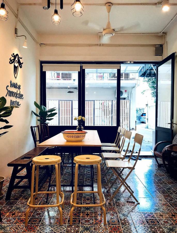 Bangkok Sanookdee Hostel (Adults Only) Екстериор снимка