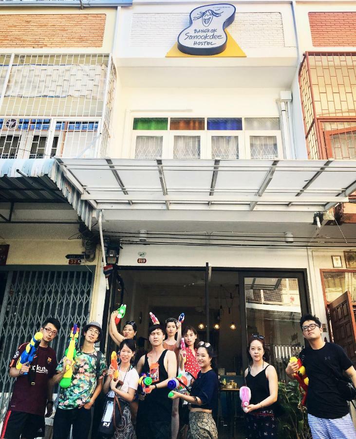 Bangkok Sanookdee Hostel (Adults Only) Екстериор снимка
