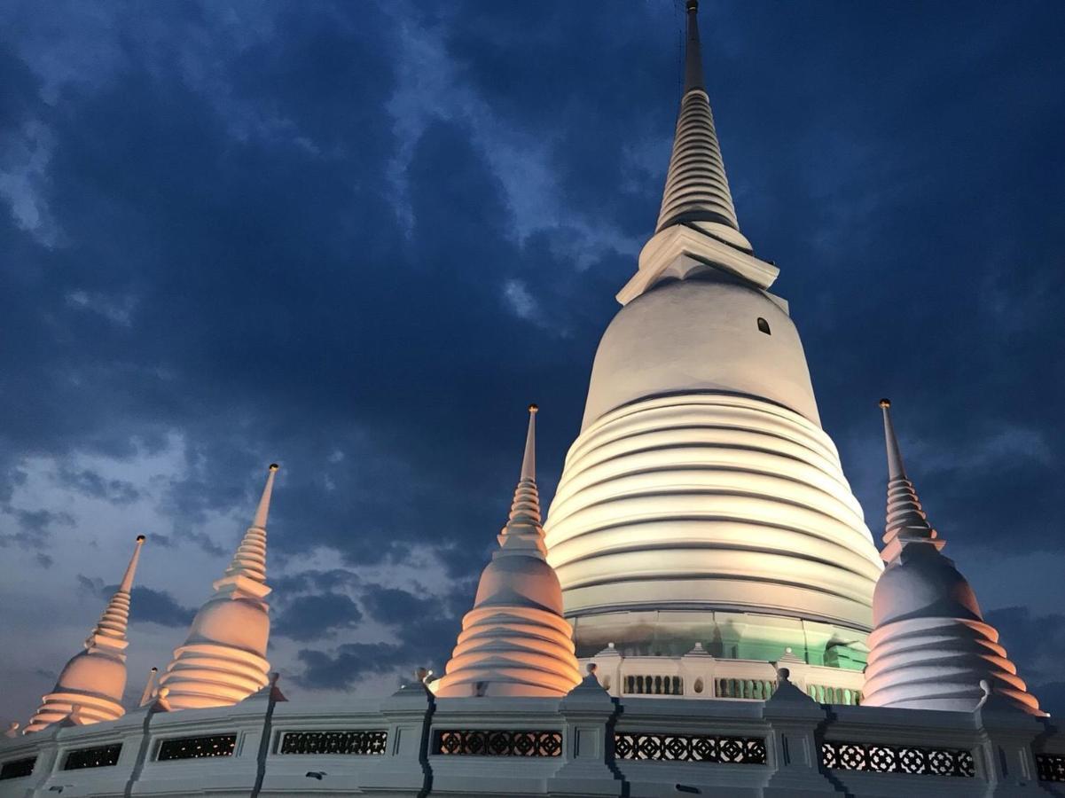 Bangkok Sanookdee Hostel (Adults Only) Екстериор снимка
